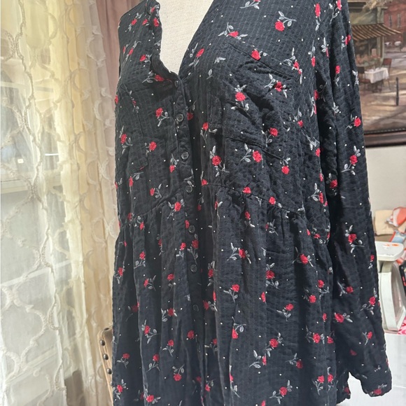 Torrid Black Floral Button Down Shirt - Picture 7 of 14